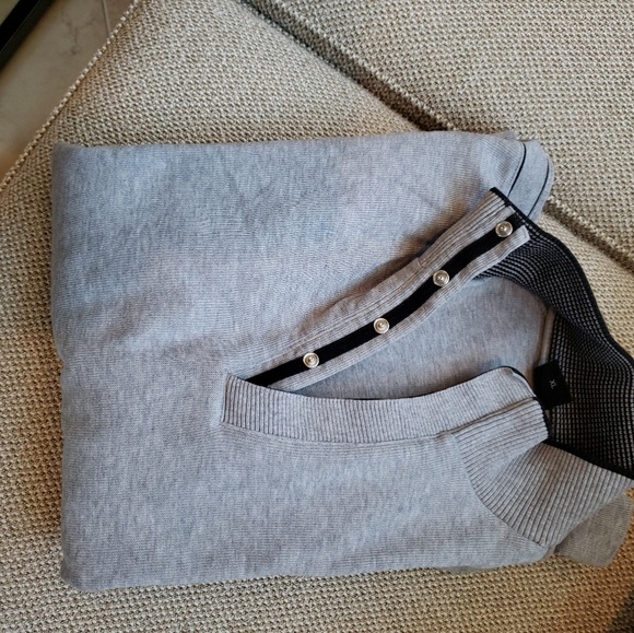 HUGO BOSS PULLOVER  XL.   RUNS SMALL - Picture 2 of 2